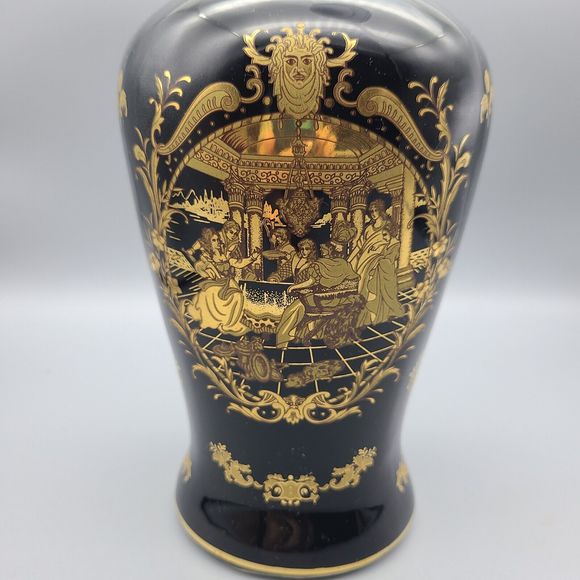 PORCELAIN  Victorian Style BLACK & GOLD VASE Porcelain  8" excellent Condition - Picture 4 of 13